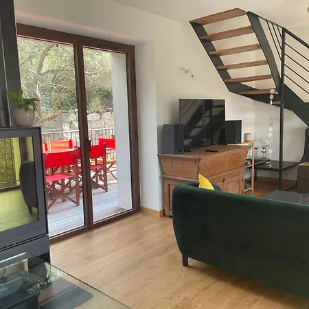 Charmante Maison De Village Corse En Pierre Renovee Порто-Веккьо